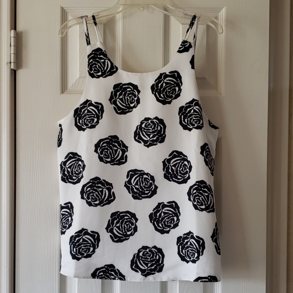 Cooper & Ella strappy rose stencil top - Picture 1 of 4